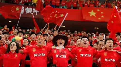 广东球迷网爆料新闻最新,最新赛事精彩瞬间及幕后花絮大揭秘！